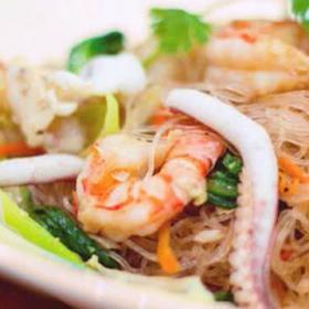 MIẾN XÀO CUA HẢI SẢN - Vermicelli with Seafood